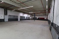 Bild (071ccce4b10ea055768af908dbbe642c): Gepflegte Halle (Teilbar) - optional mit bis zu 150m� B�rofl�che
