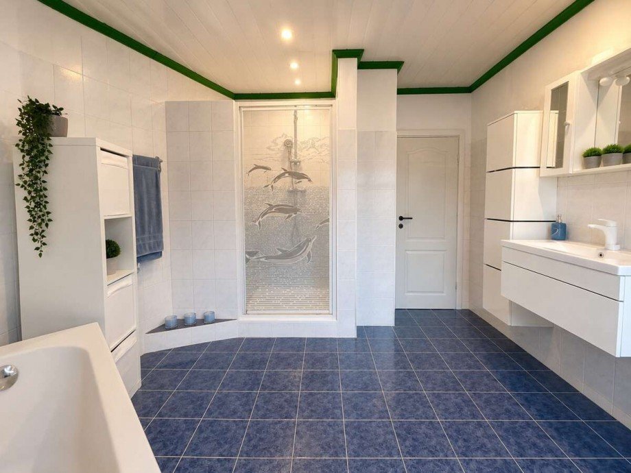 Badezimmer OG Mehrfamilienhaus H�llhorst