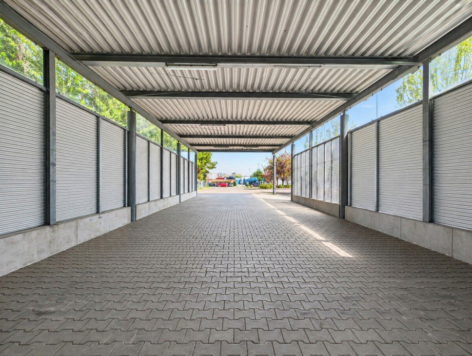 Anlieferung Lager L�bbecke