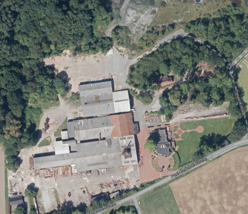 Flurst�ck Halle / Lager / Produktion L�hne