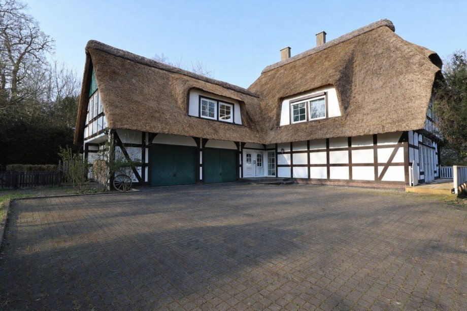 Dach mit Reet Villa H�llhorst