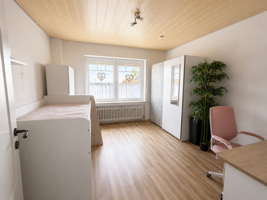 Kinderzimmer OG Zweifamilienhaus H�llhorst