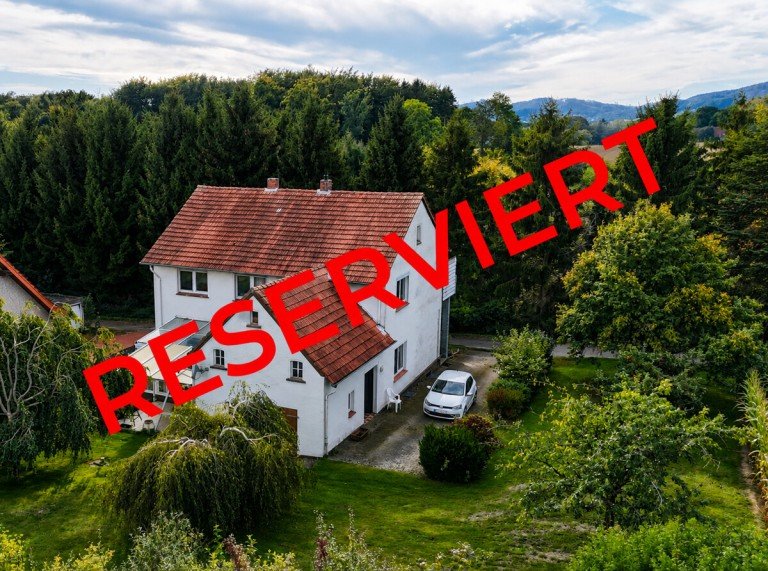 Reserviert! H�llhorst Einfamilienhaus Reserviert! Einfamilienhaus mit Potenzial - ruhige Lage, nur ein Nachbar