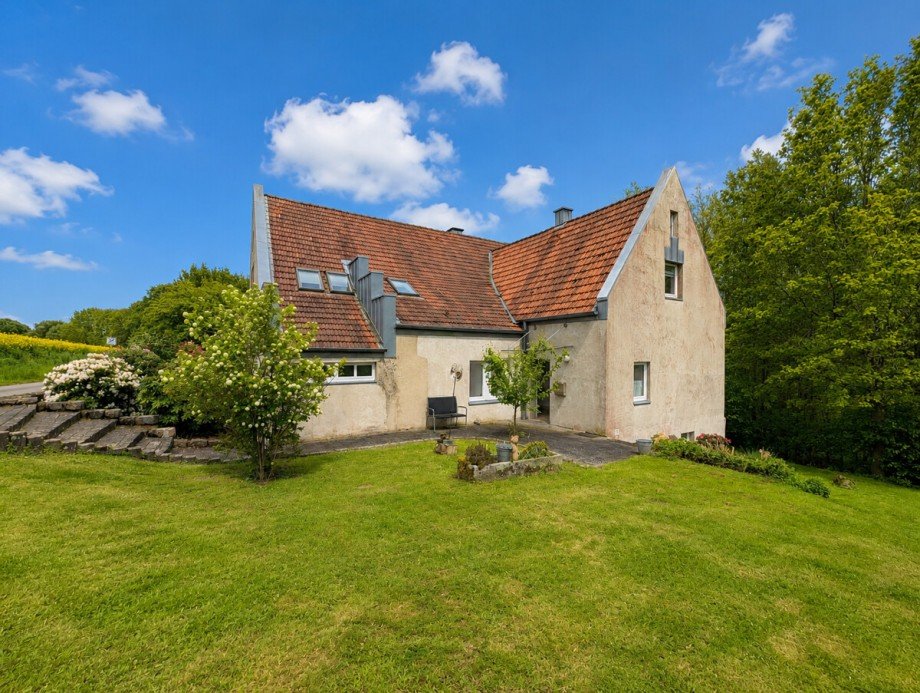  Zweifamilienhaus H�llhorst