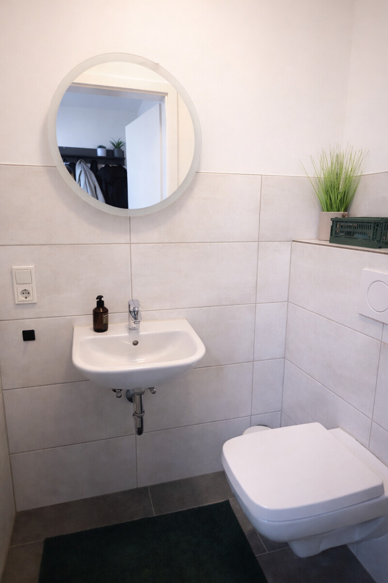 5D6B4D7B-72BD-4F5D-9491-95E1423680E2 Etagenwohnung L�hne