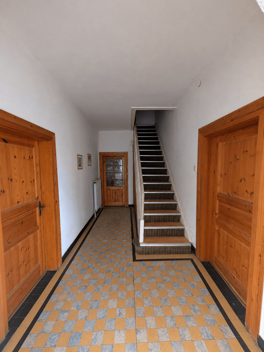 Flur EG Haus L�hne / Besebruch