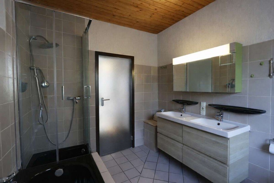 Badezimmer Einfamilienhaus H�llhorst