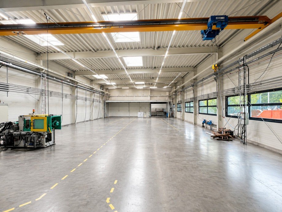 Halle Nordseite Lager L�bbecke